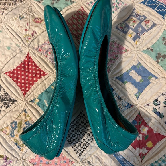 Tieks patent leather ballet flats in Tieks blue - Picture 2 of 6